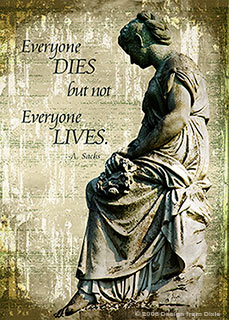 statue
